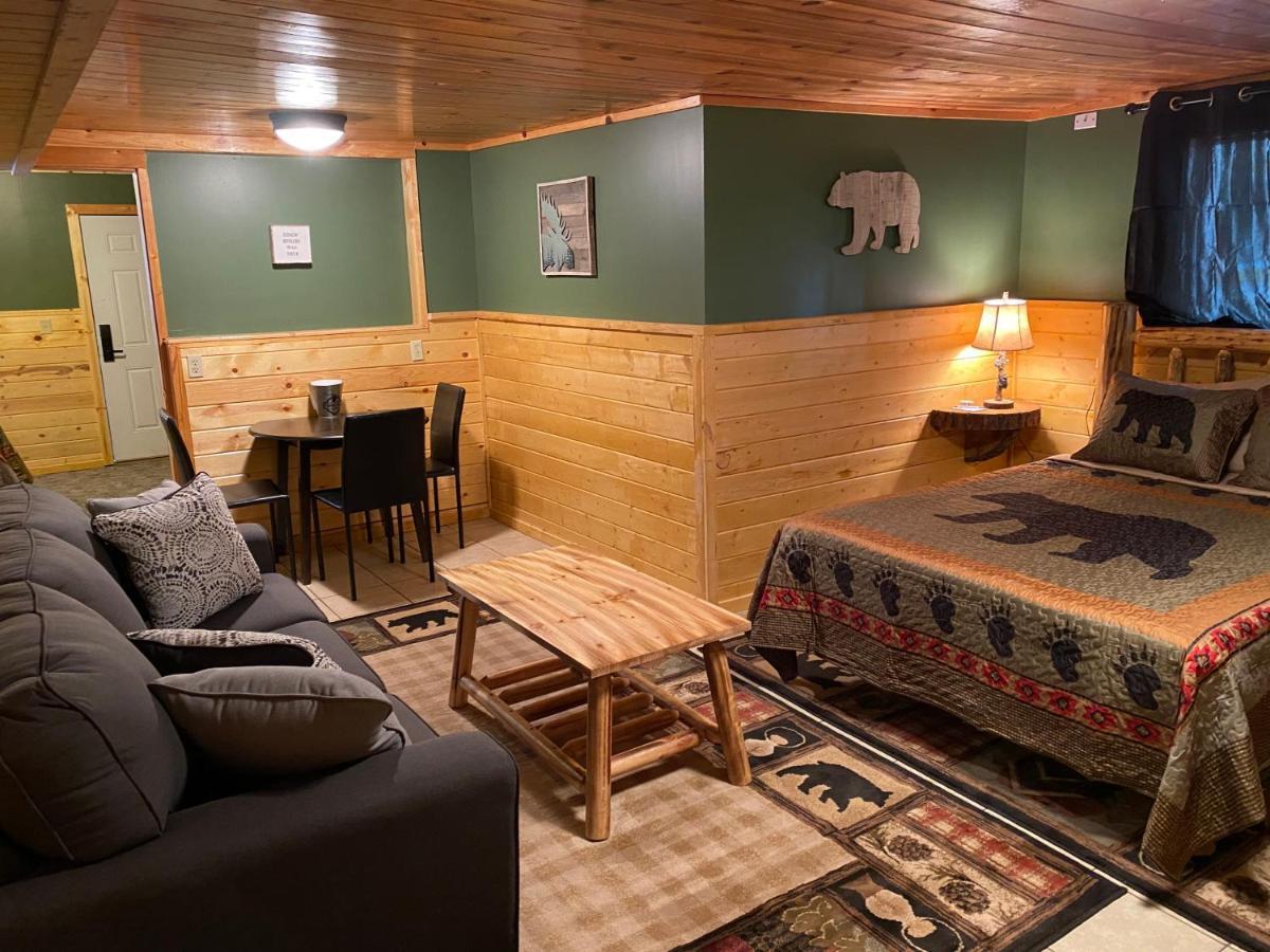 The Fishing Bear Lodge アシュトン エクステリア 写真
